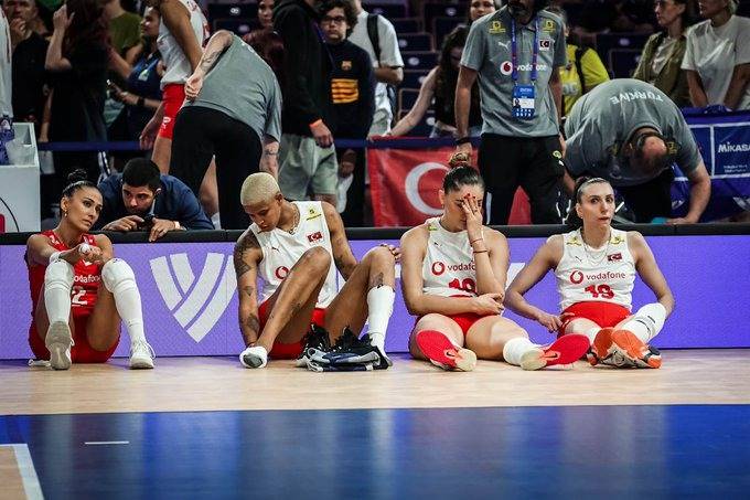 Kurtar bizi İlkin Aydın 1